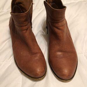 Lucky Brand boots size 8